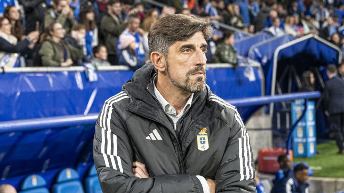 Veljko Paunovic, entrenador del Oviedo.