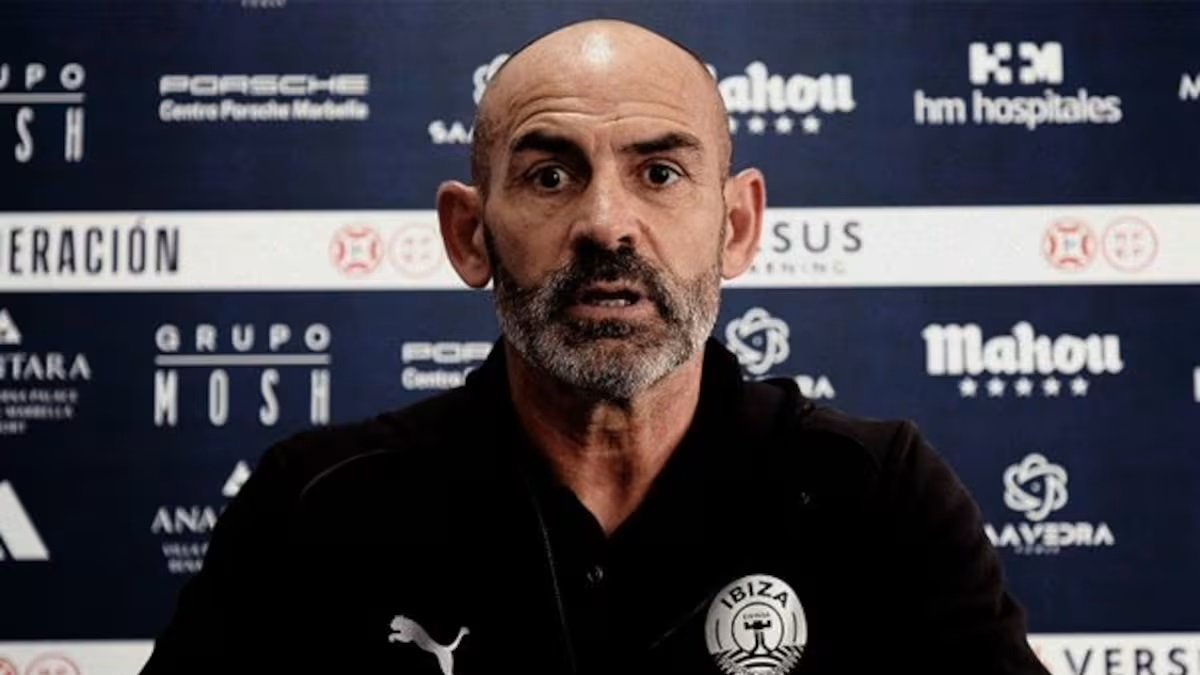 Paco Jémez da la cara ante una mala racha del Ibiza.