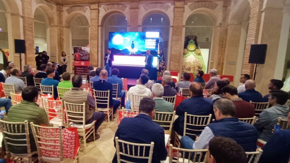 Más de 500 técnicos y productores de cítricos asisten a la presentación de Exirel®, la nueva solución insecticida de FMC para aplicaciones foliares.