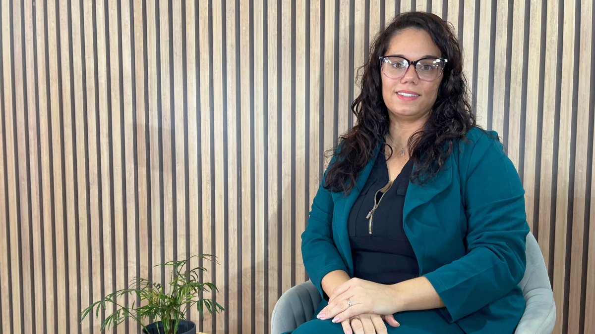 Verónica Valderrama durante la entrevista.