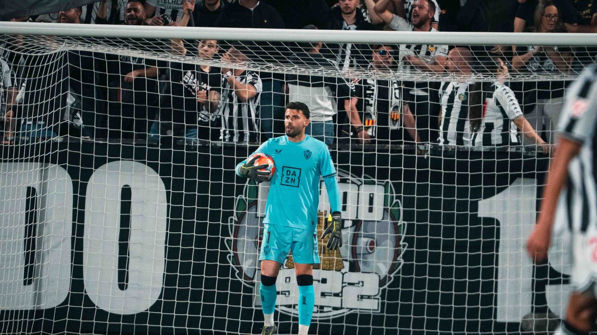 El portugués Maximiano encajó cuatro goles el pasado viernes en Castalia.