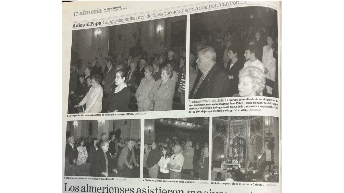 Una página del periódico fechada en abril de 2005 cuando falleció el papa Juan Pablo II. Almerienses en la Catedral.