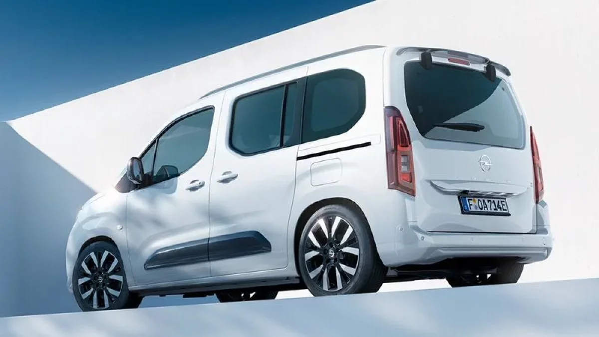 Opel Combo en oferta en Stellantis Almería