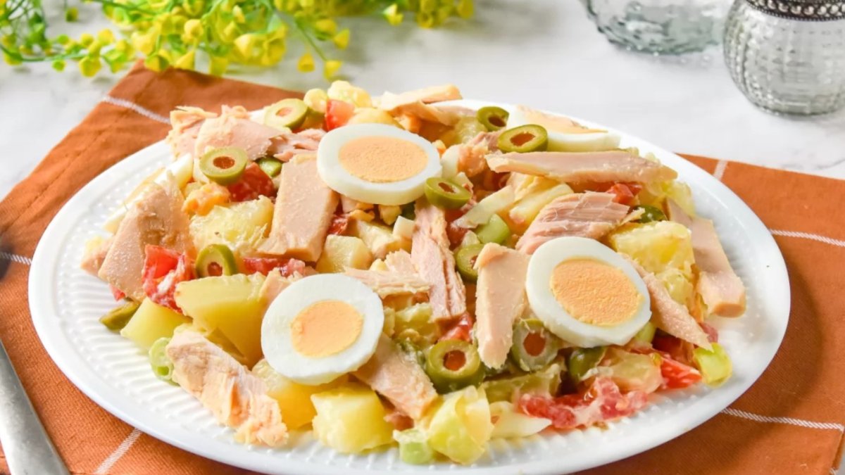 Ensalada de patata cocida.