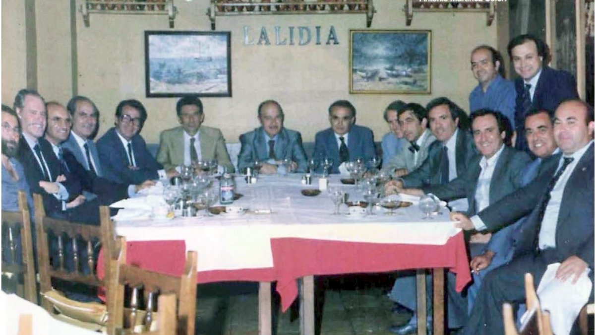 Almerienses en Madrid, en una comida  de la Casa de Almería. Entre otros aparecen Manolo Escobar, Chencho Arias, Martínez Soler  y Paco Cruz.