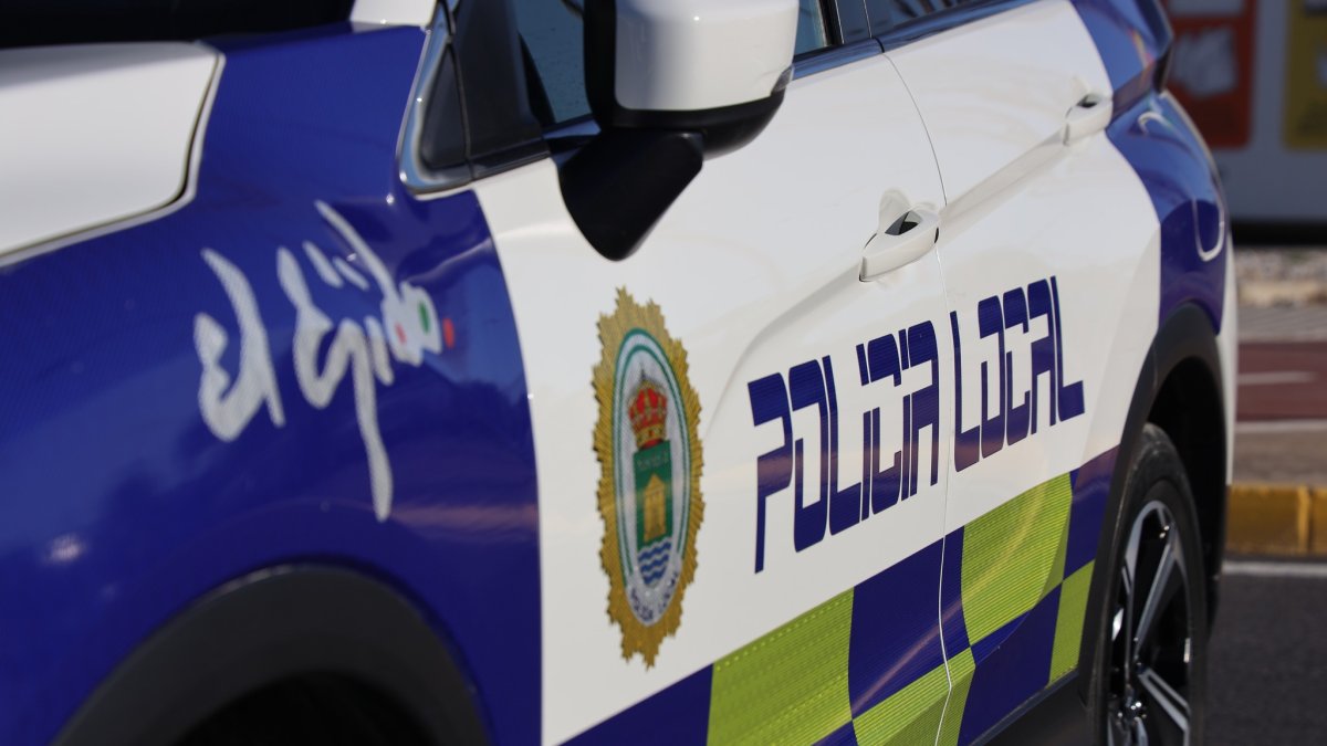 Vehículo oficial de la Policía Local de El Ejido