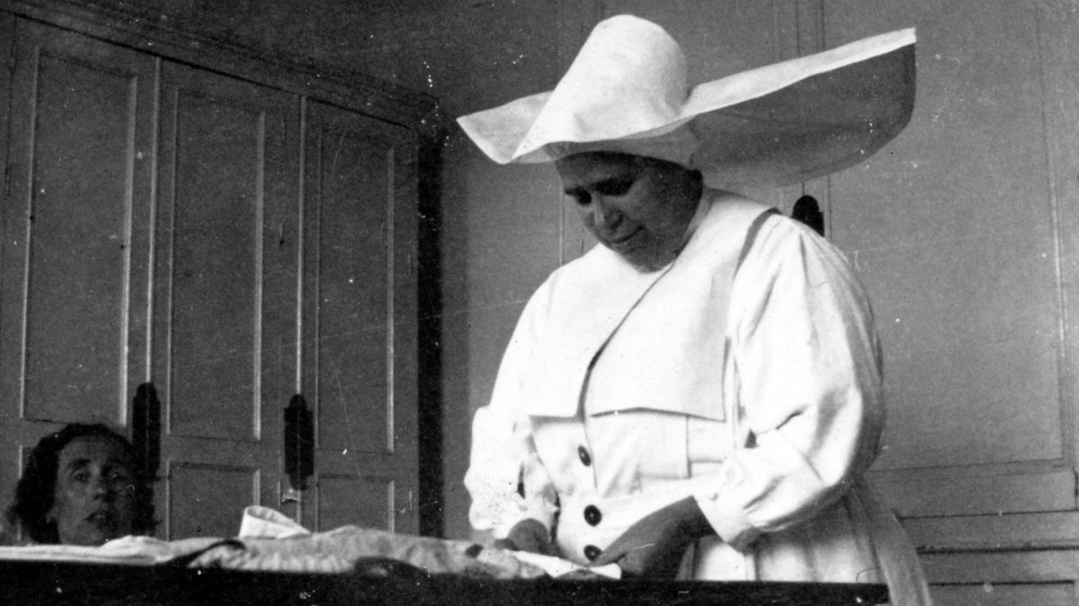 Las hermanas de San Vicente de Paúl llegaron por primera vez al Hospital en 1845.