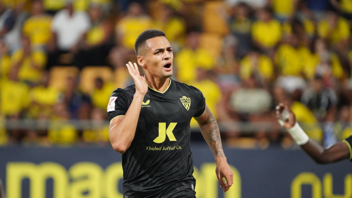 Un gol de Kaiky en el 95 daba un punto al Almería en un partido de Primera.