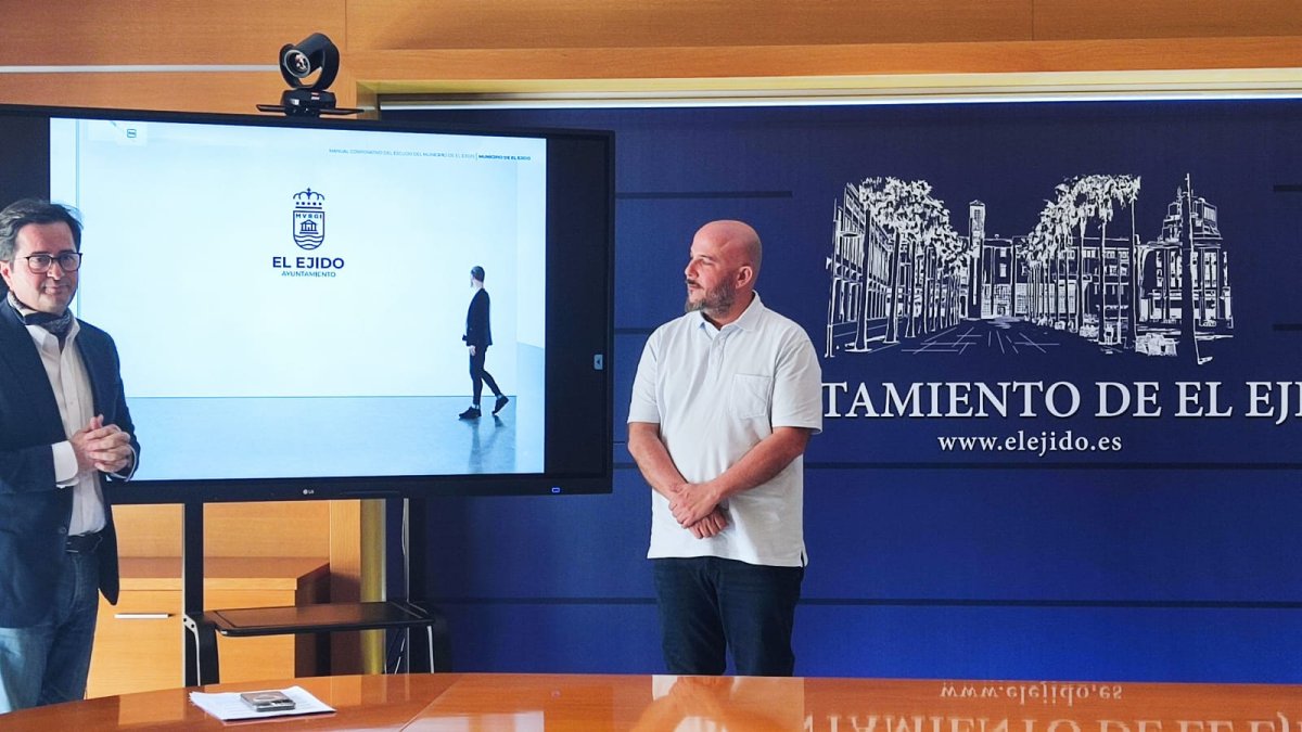 Presentación del rediseño de la imagen corporativa del Ayuntamiento de El Ejido.