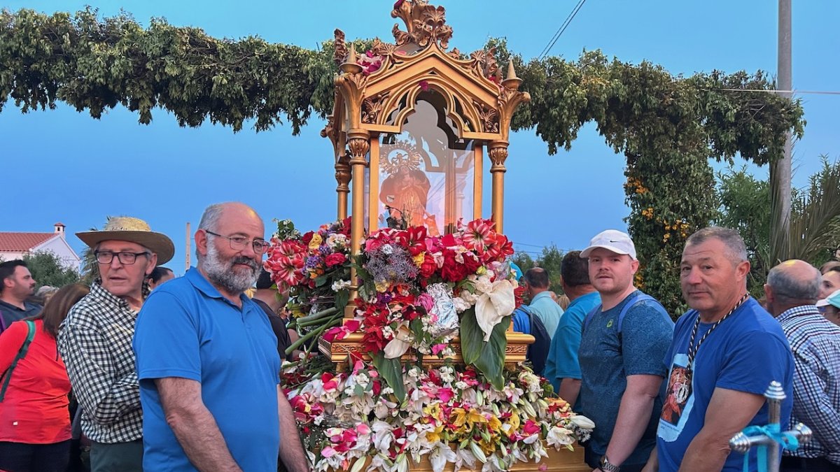 La Virgen del Saliente durante su regreso al Santuario.