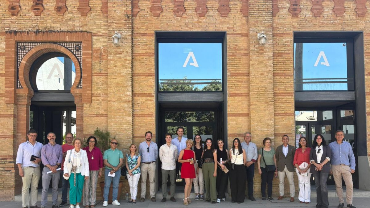 Foto de familia en la jornada de puertas abiertas.