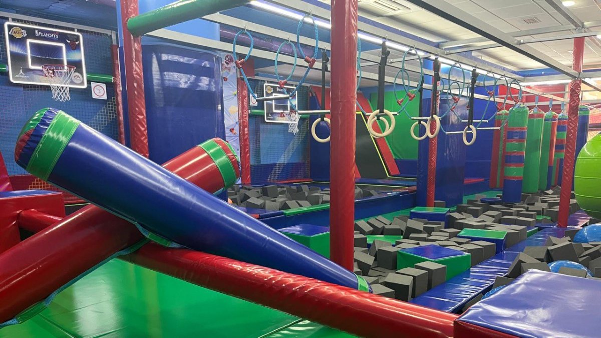 Zona de cubos de foam, uno de los nuevos espacios pensados para los más intrépidos.