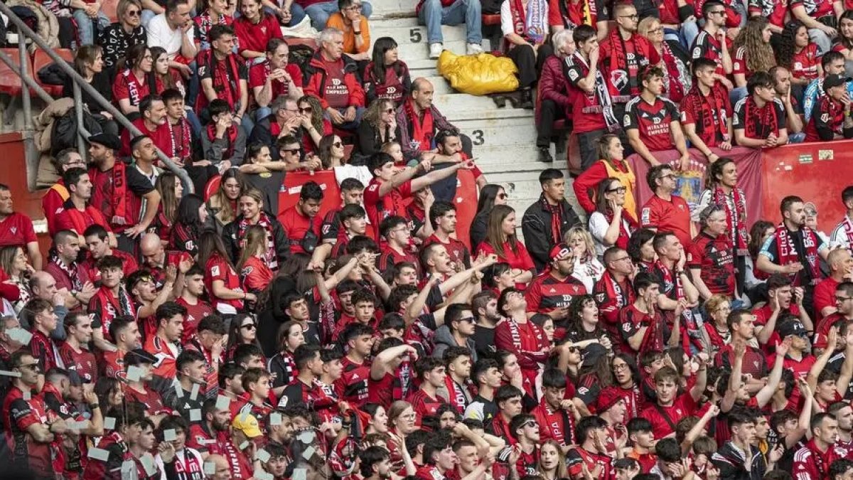 Un equipo que va directo al corazón de los españoles y una afición increíble.