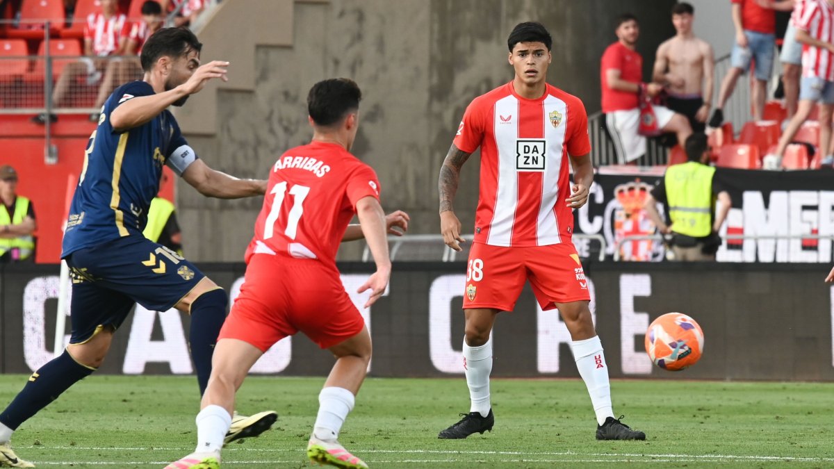 Pedro Fidel debutó la semana pasada contra el Tenerife y ya es un fijo en la plantilla rojiblanca.