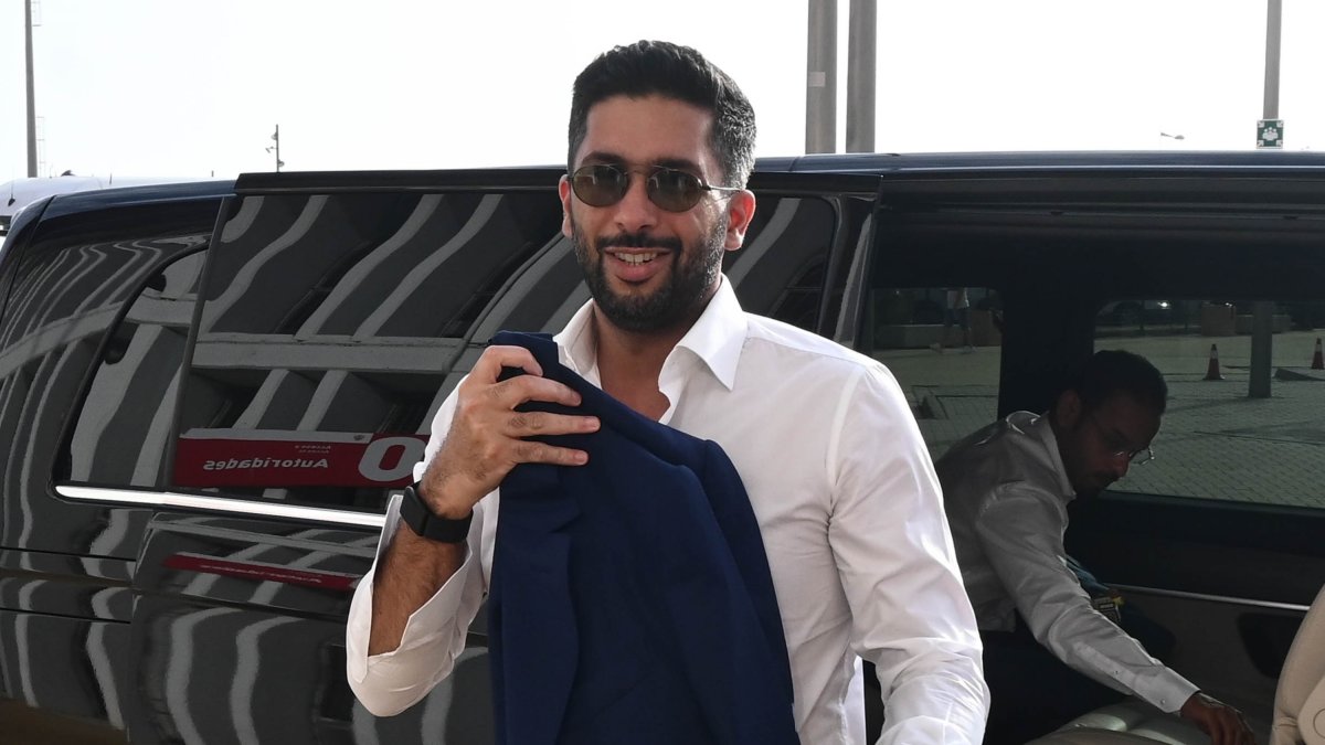 El presidente Mohammed Al-Khereiji ha elegido este jueves para dirigirse a la afición y a la sociedad almeriense.