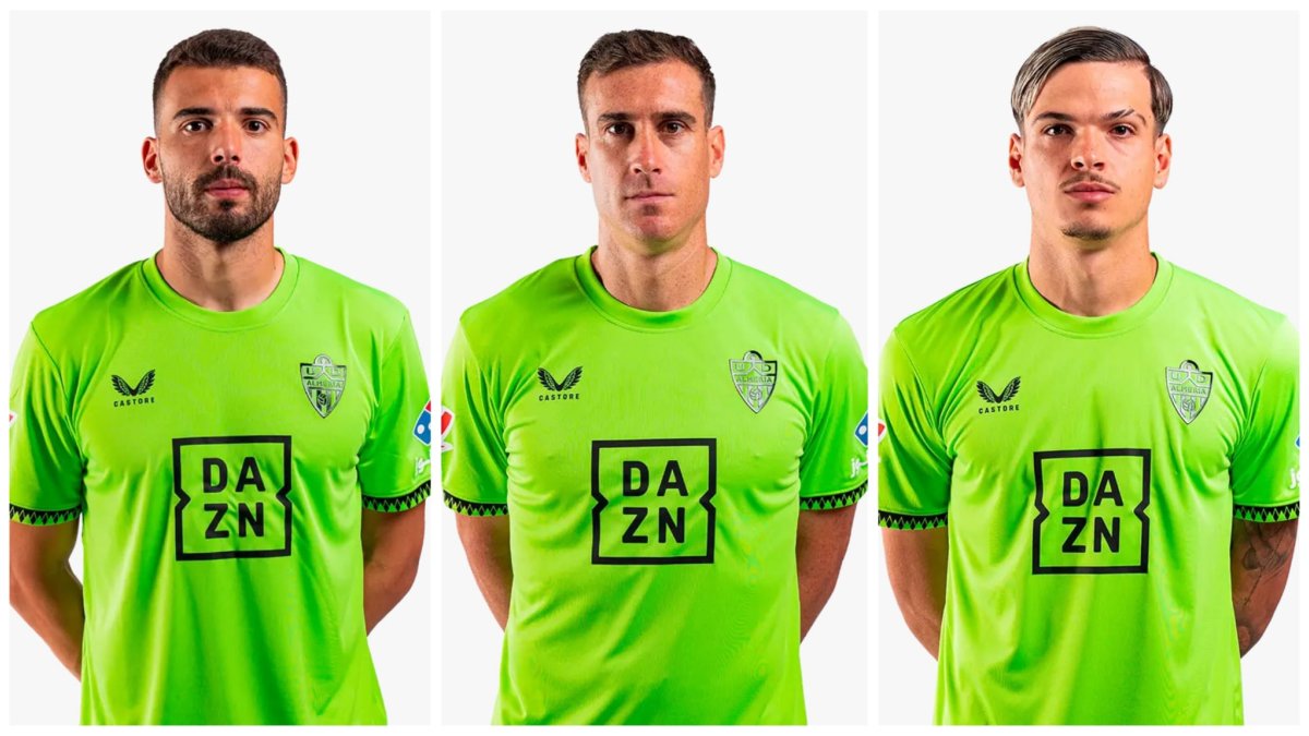 Maximiano, Fernando y Bruno Iribarne, los tres porteros del Almería 25-26.