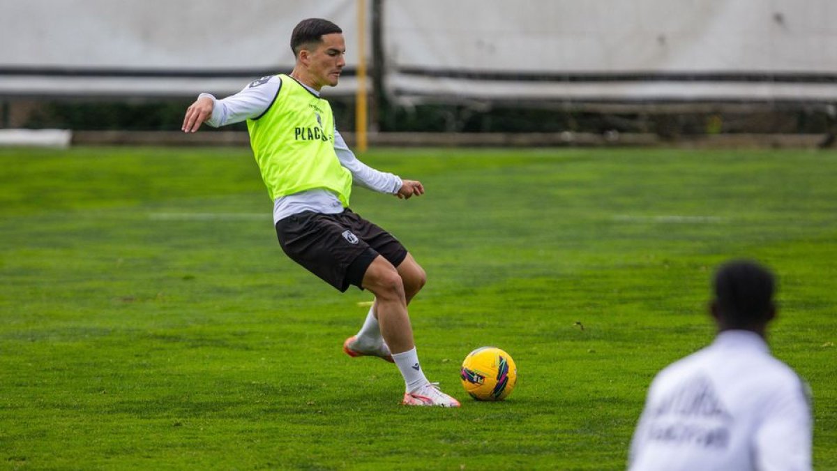Martim Alberto, un lateral portugués rumbo a Almería.