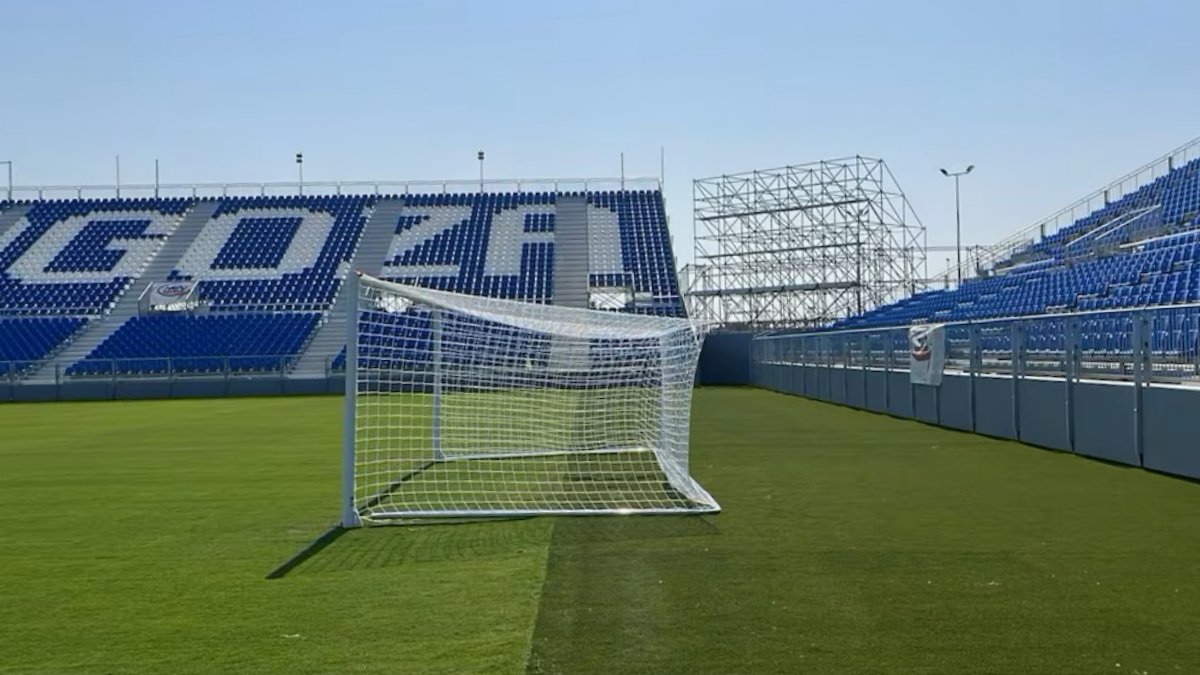 Las porterías del campo provisional del Zaragoza mantienen su esencia con las redes más profundas de España.