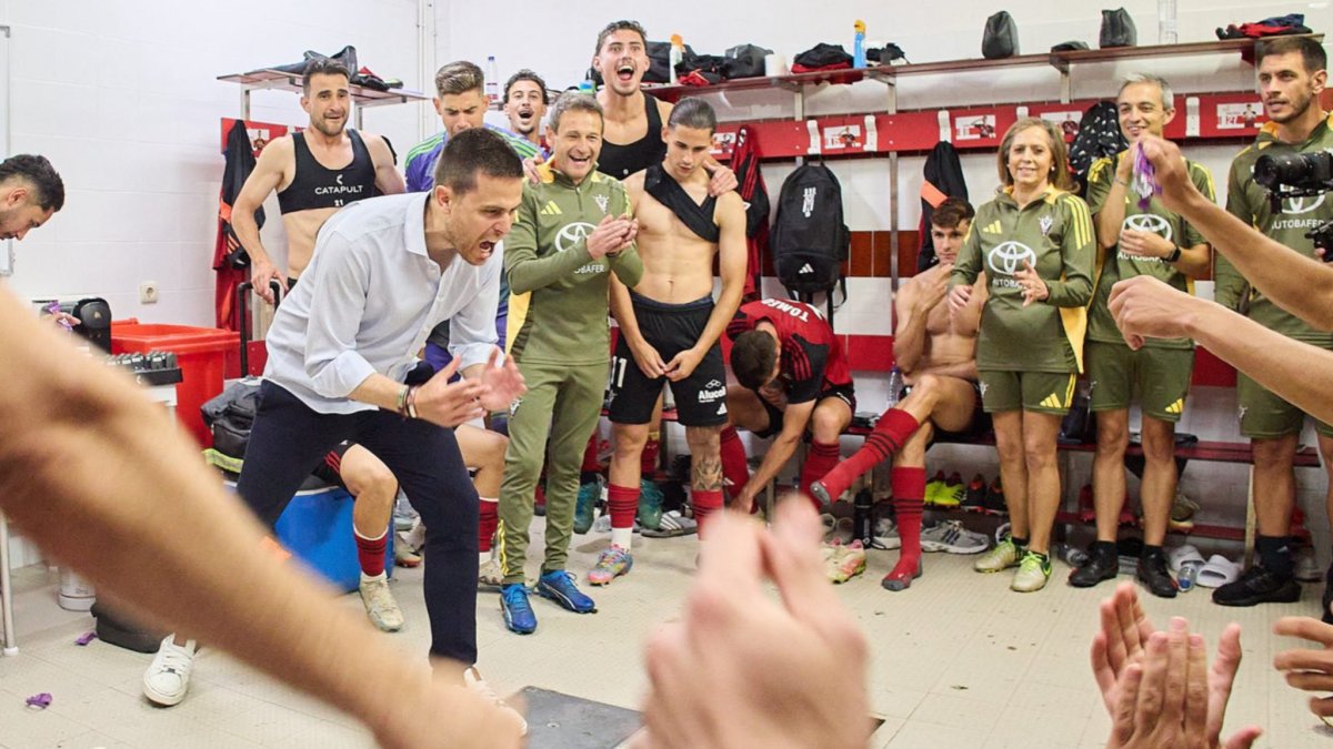 Alessio Lisci ha cumplido con creces los objetivos del Mirandés y da el salto a Primera División.
