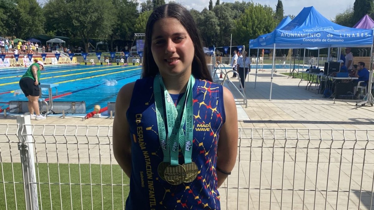 Elena Baca Requena consigue tres medallas de oro en el Campeonato de