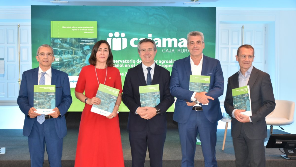 Las exportaciones del sector agroalimentario alcanzan los 76.356 millones de euros, un nuevo máximo histórico, tras crecer un 5,9 %, respecto a 2023.