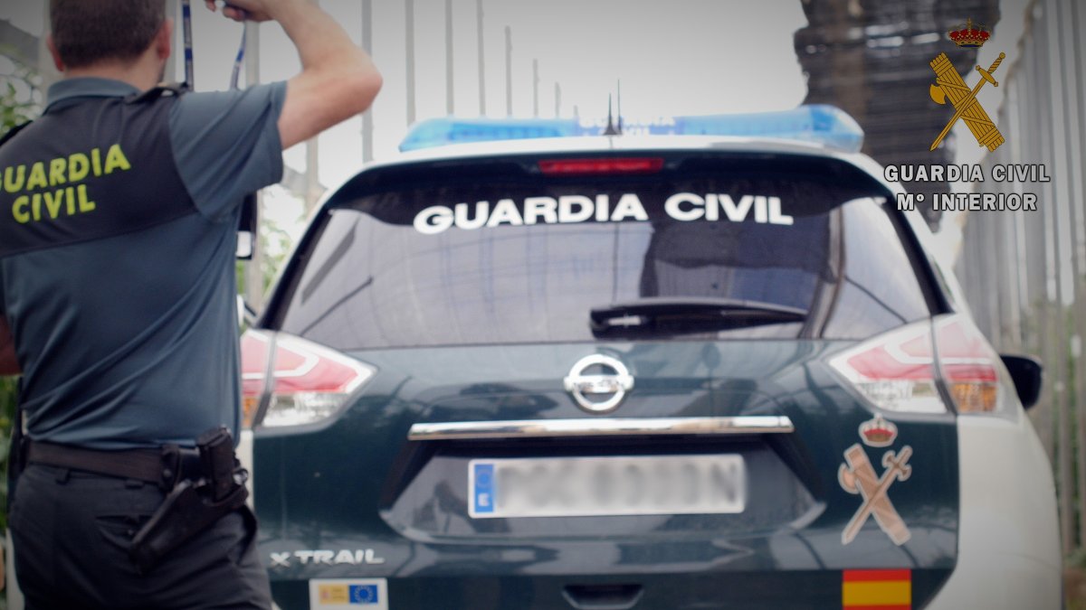 Archivo - Coche de la Guardia Civil en una imagen de archivo.