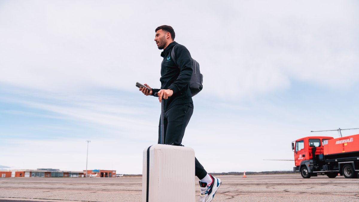 Maximiano tiene las maletas preparadas para salir del Almería.