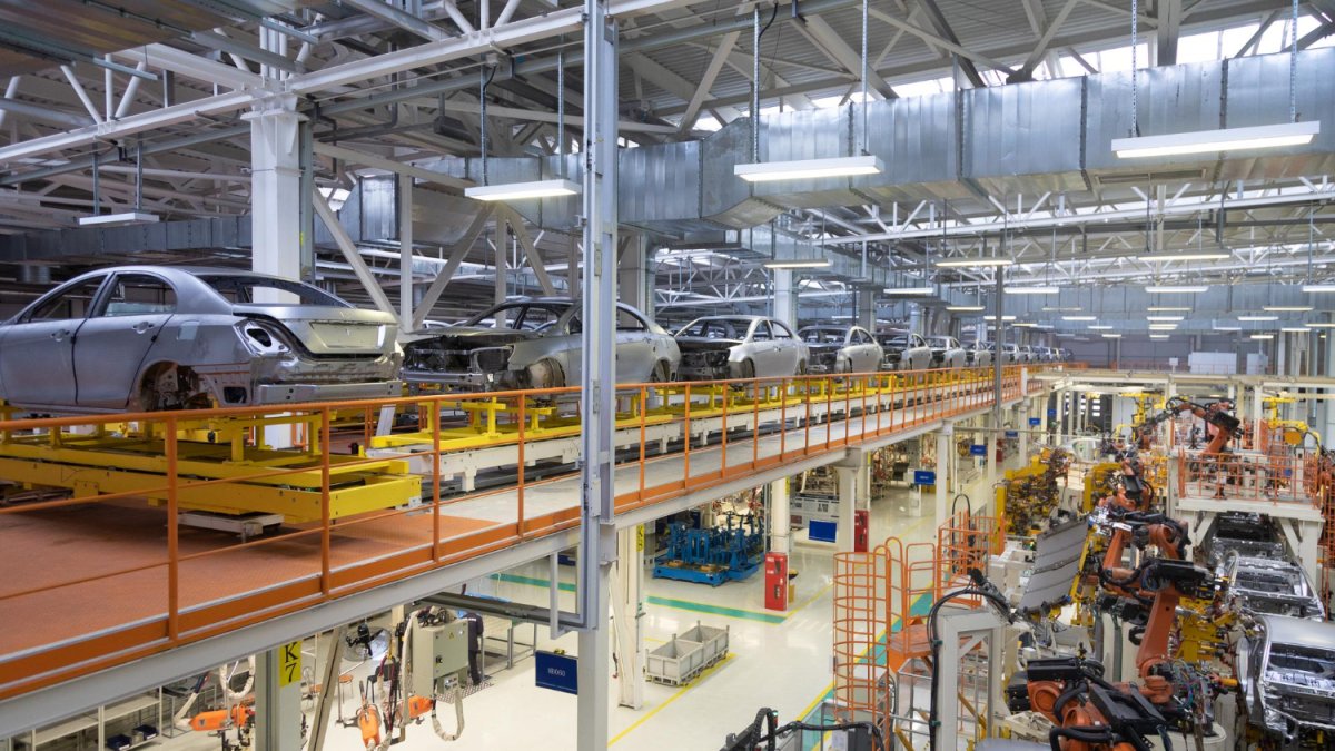 Este descenso tiene un notable impacto en las exportaciones que caen un 10,8% en el primer semestre.