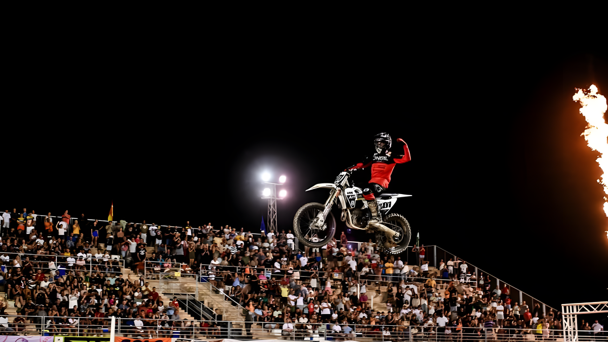 Xurxo Prol, vencedor del Supercross Cuevas del Almanzora 2024.