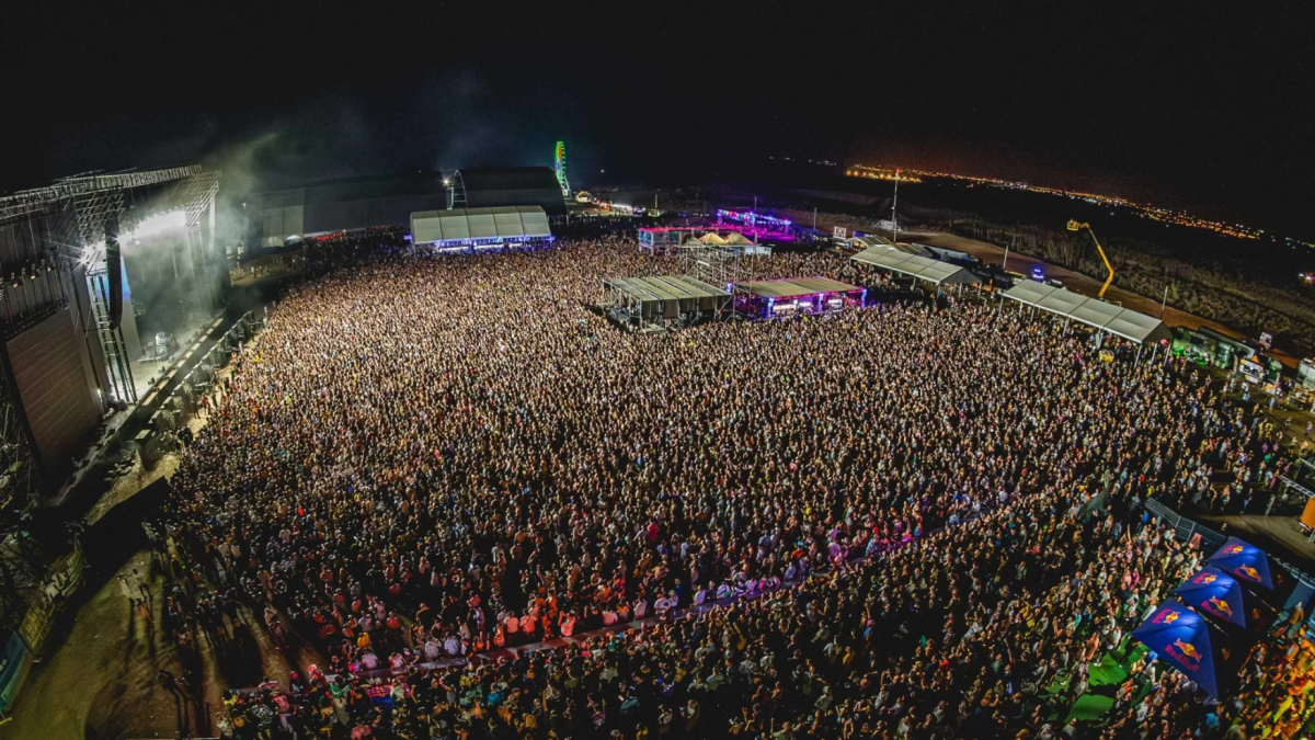 El año pasado Dreambeach atrajo a más 120.000 personas, de las cuales el 70% vino de fuera de la provincia.