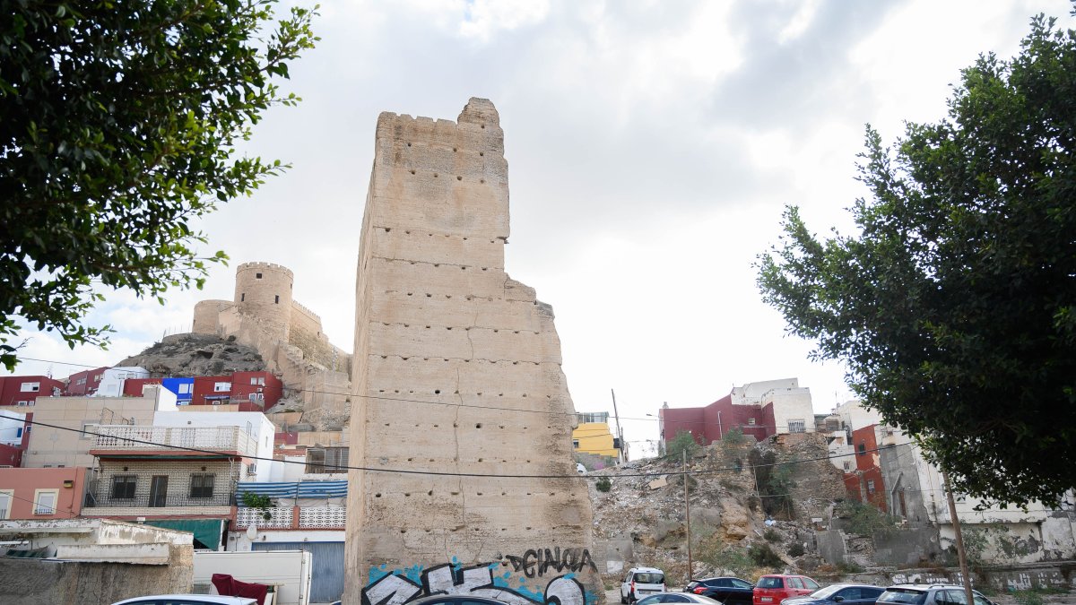 Vista de los Torreones de la Avenida del Mar