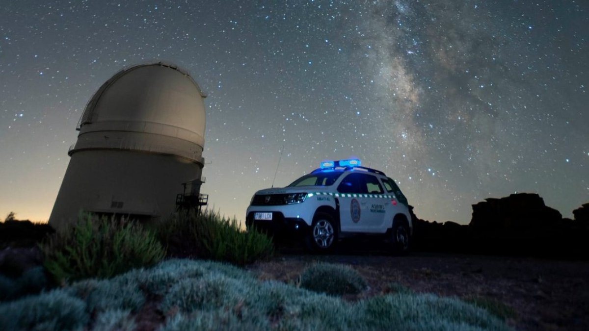 Imagen de una patrulla de Medio Ambiente en el Observatorio Astronómico de Calar Alto.