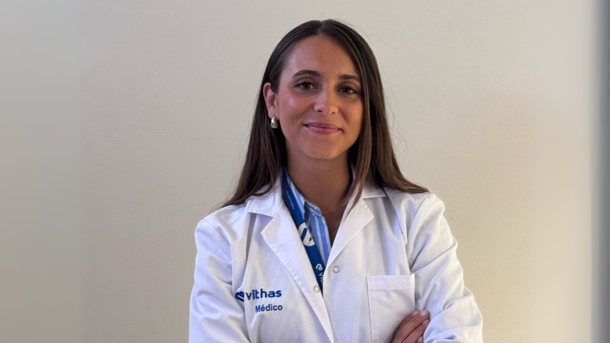 La Dr. María Contreras del Hospital Vithas Almería.