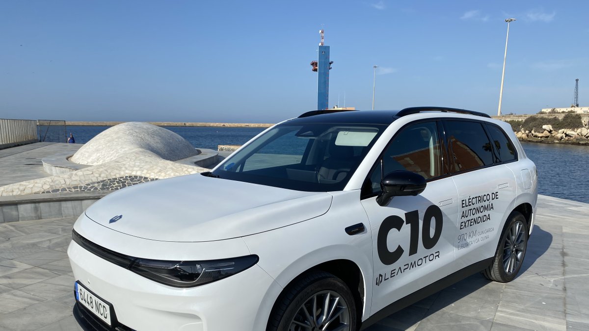 El modelo C10 de Leapmotor en la prueba realizada por este periódico