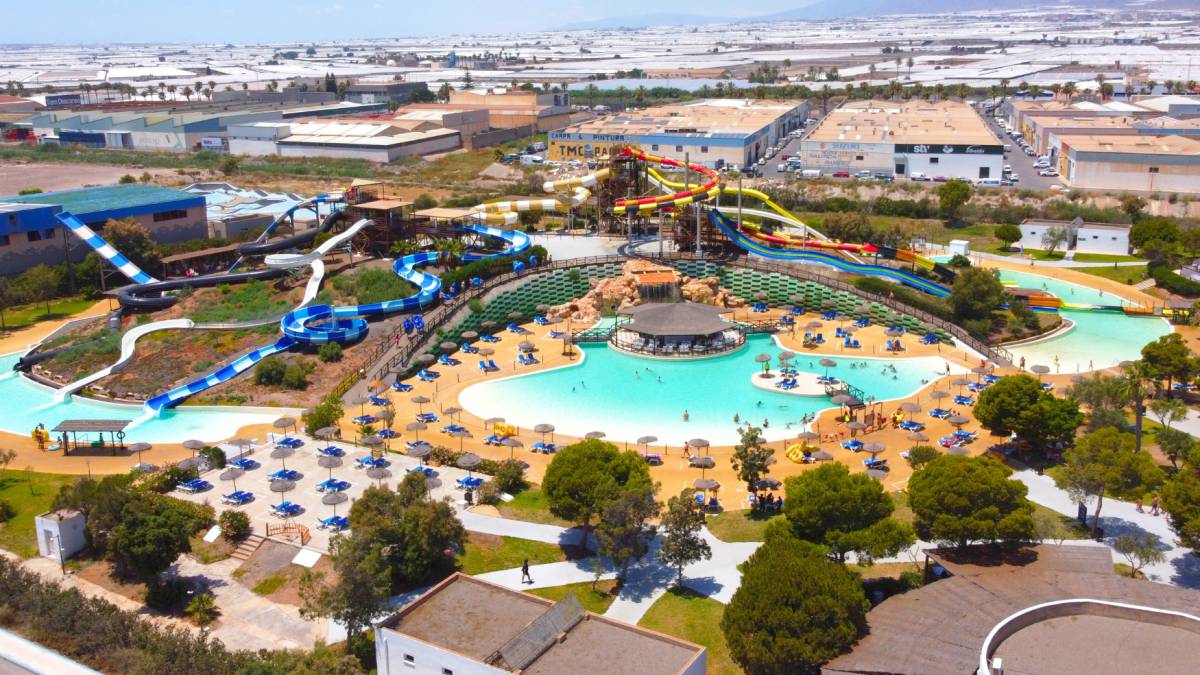 El parque acuático Mario Park, en Roquetas de Mar, seguirá siendo un oasis abierto hasta el 7 de septiembre.