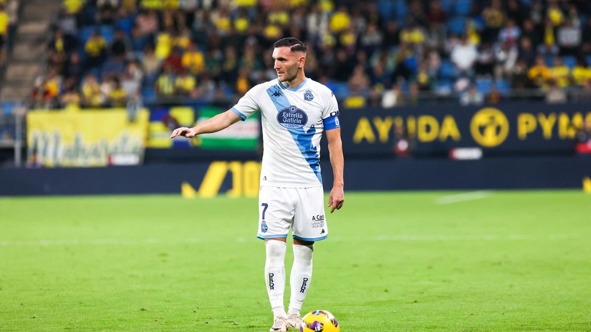 Lucas Pérez estuvo estelar en su última visita al Nuevo Mirandilla de Cádiz.