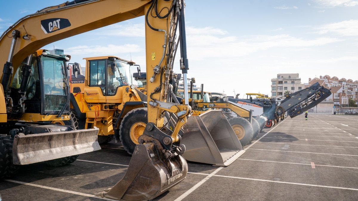 Plan de asfaltado anual en Roquetas de Mar.