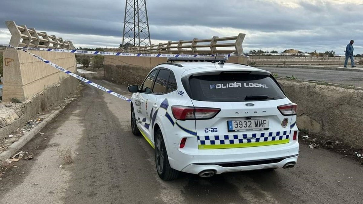 Archivo - Coche de la Policía Local de Almería.