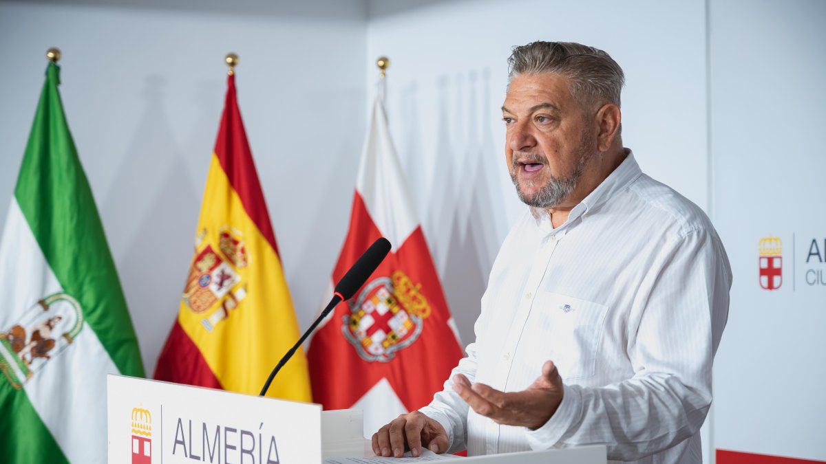 Diego Cruz durante una rueda de prensa