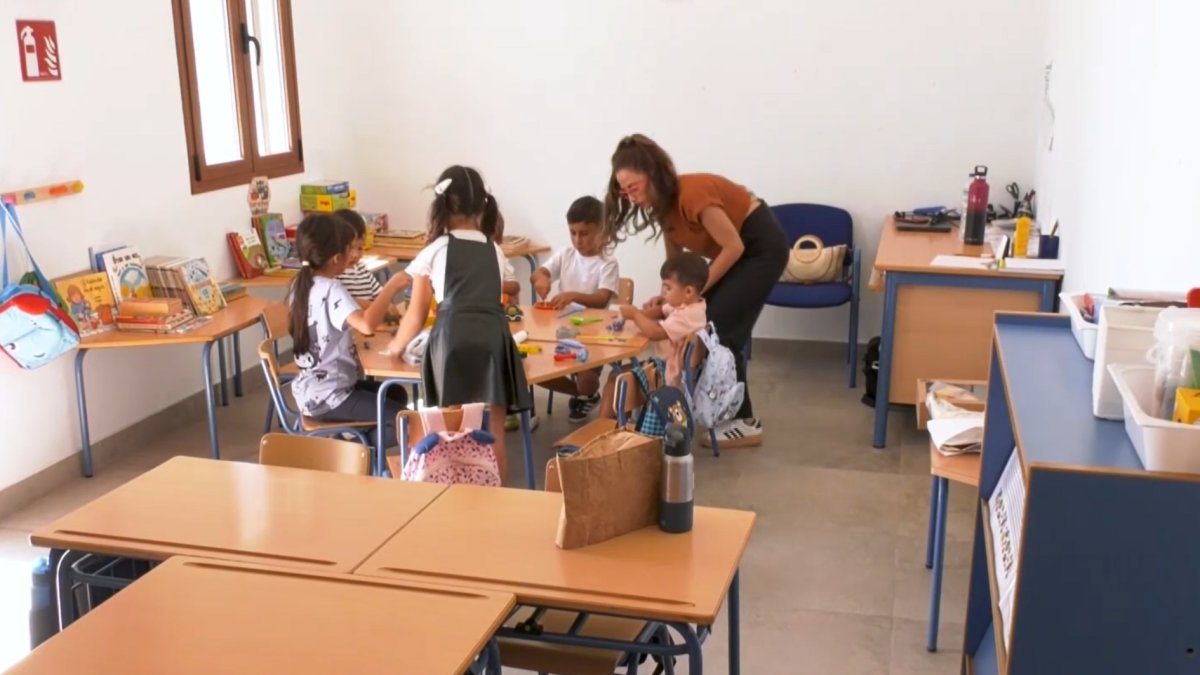 Los nueve niños y niñas del CPR San Roque de Enix.