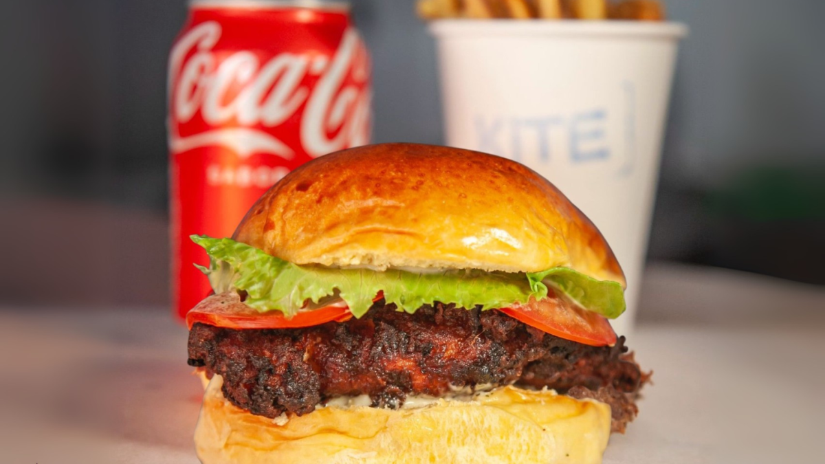 KITSU, la hamburguesa creada por Kite Burger y Katsu Izakaya.