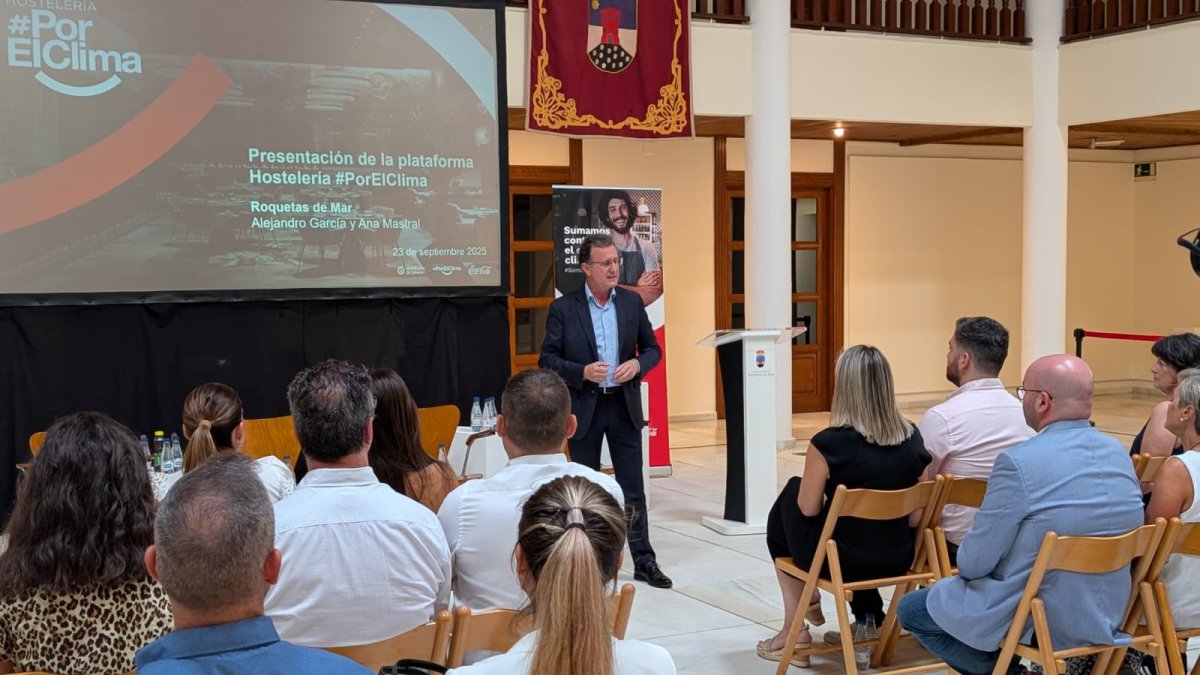 Alejandro García, jefe de Asuntos Públicos, Comunicación y Sostenibilidad de Coca-Cola Europacific Partners Iberia Área Sur.