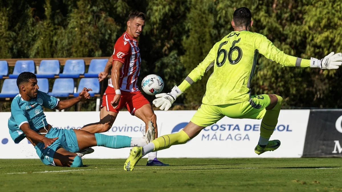 Perovic brillaba en pretemporada y anotaba su primer gol al Al-Jazira.