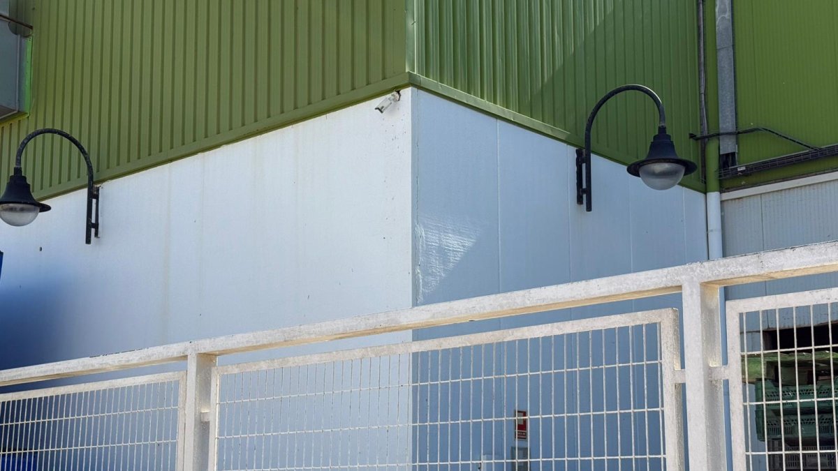 Cámaras de seguridad en la calle donde fue encontrado el cadáver.