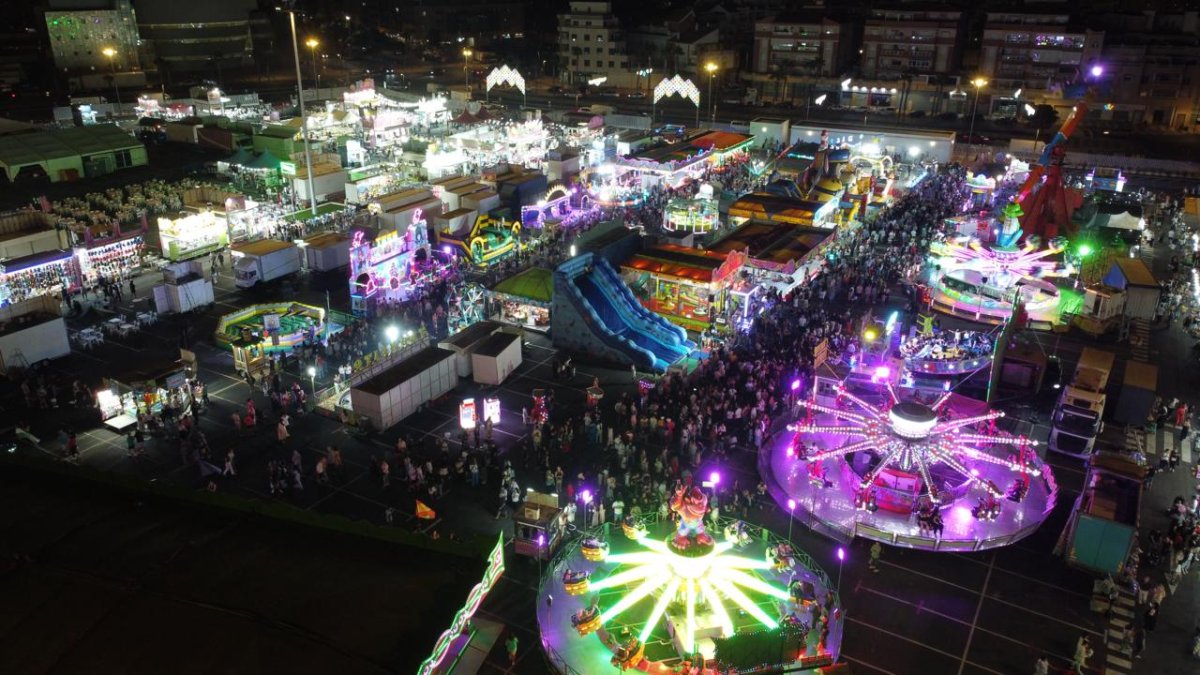 Vista aérea del recinto ferial en Roquetas de Mar.