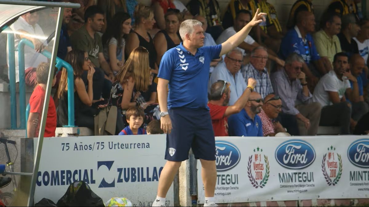 Lambea afronta el reto de mantener en 2ª RFEF al Sámano de Cantabria.