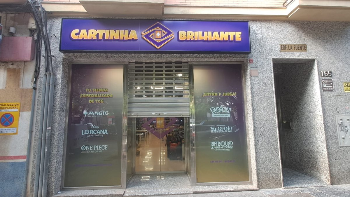 Fachada del local de Cartinha Brillhante en la Rambla.