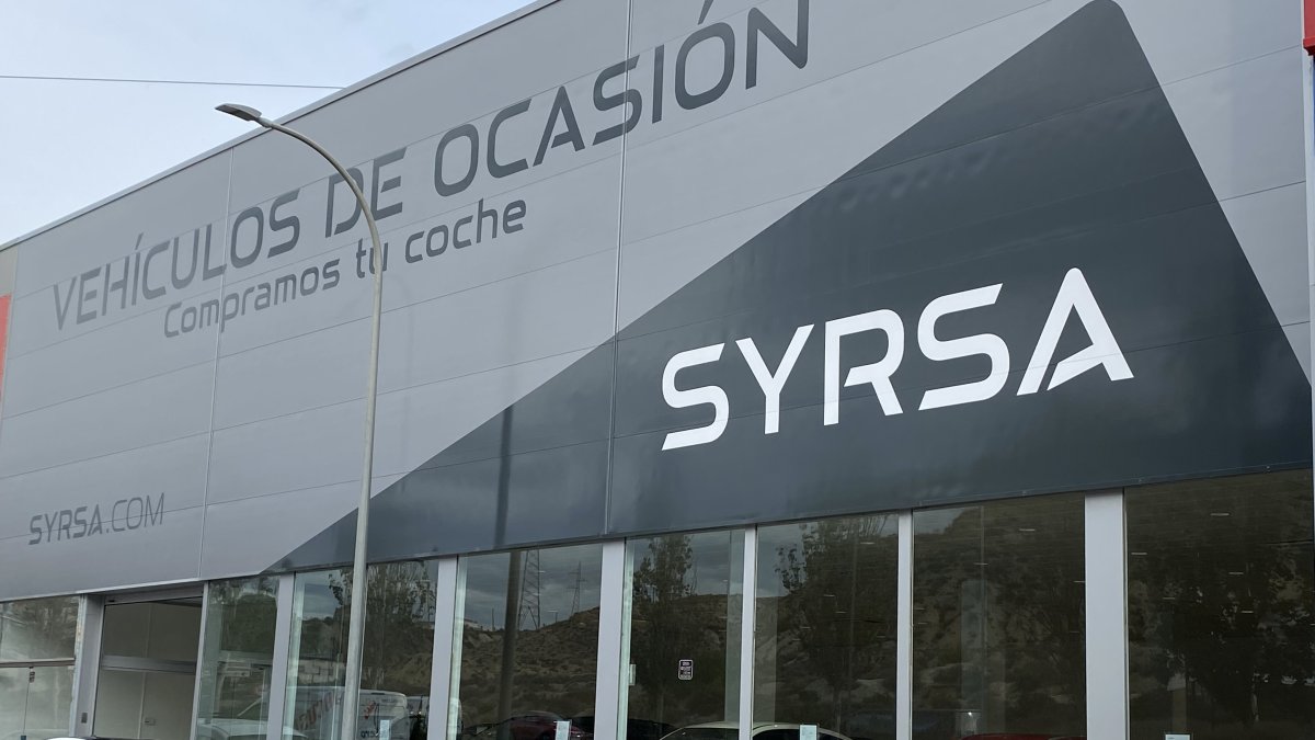 Fachada de las nuevas instalaciones de Syrsa Ocasión en Huércal de Almería