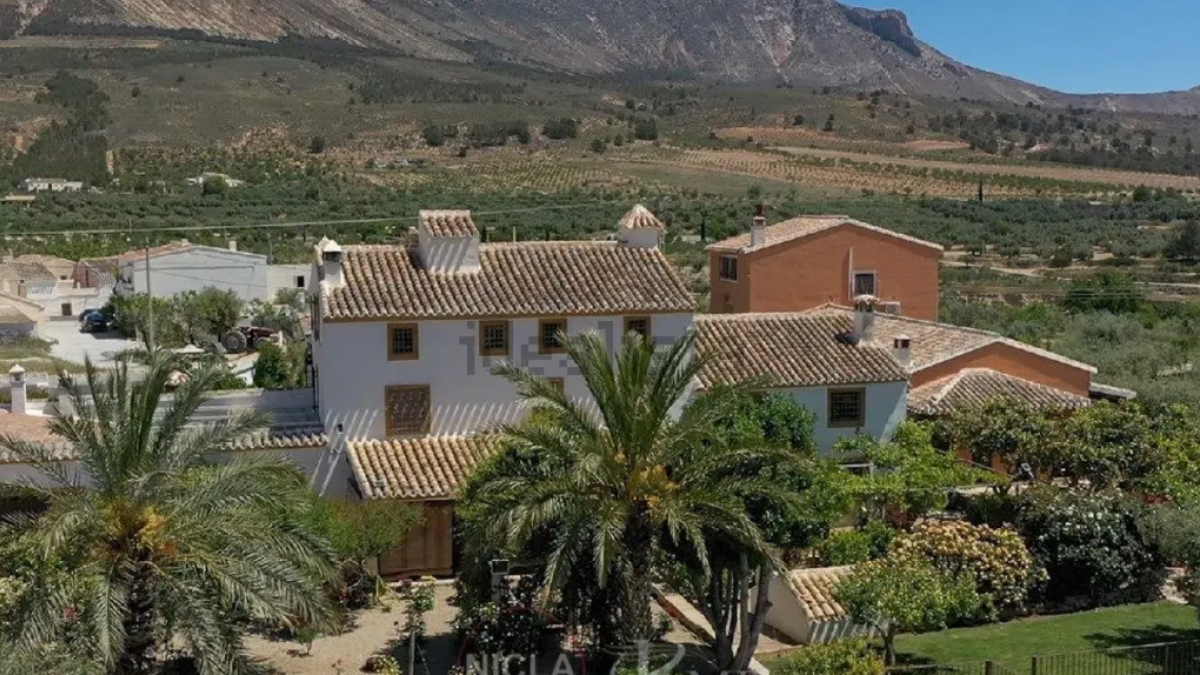 La espectacular casa a la venta en Almería por un millón y medio de euros.