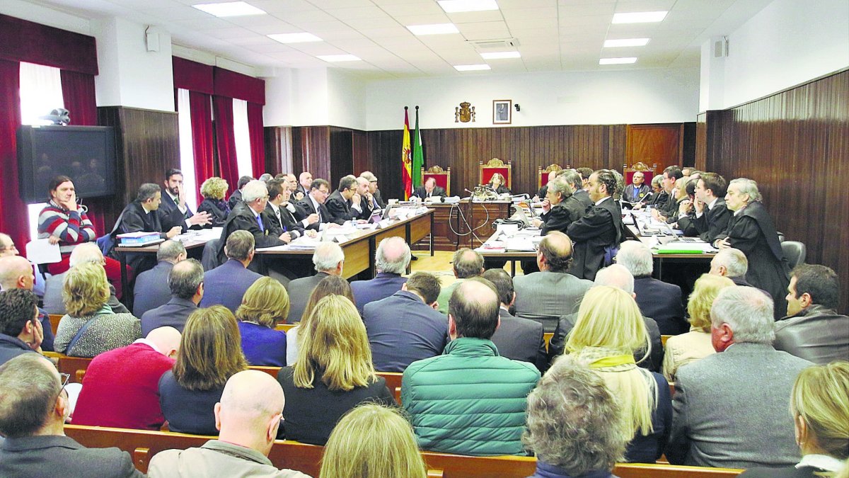 Sala donde se celebra el macrojuicio del caso 'Poniente' por presunta corrupción municipal y empresarial en torno al Ayuntamiento de El Ejido.